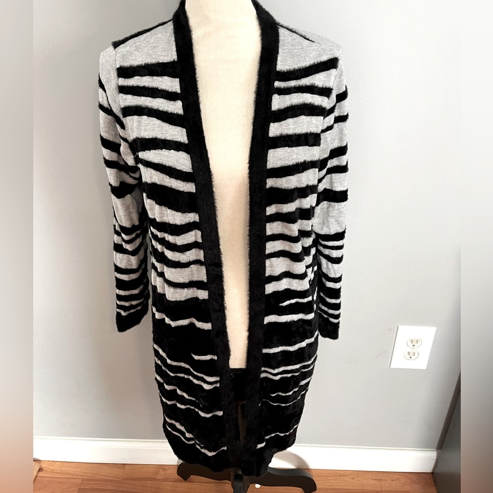 Chico's Black and Gray Striped Cardigan Size 1